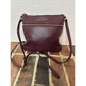 Michael Kors Jet Set Travel Small Burgundy Leather Crossbody Handbag (T30)